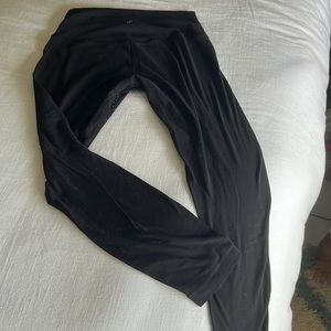 Lululemon high rise align leggings 23 in inseam. Size 8